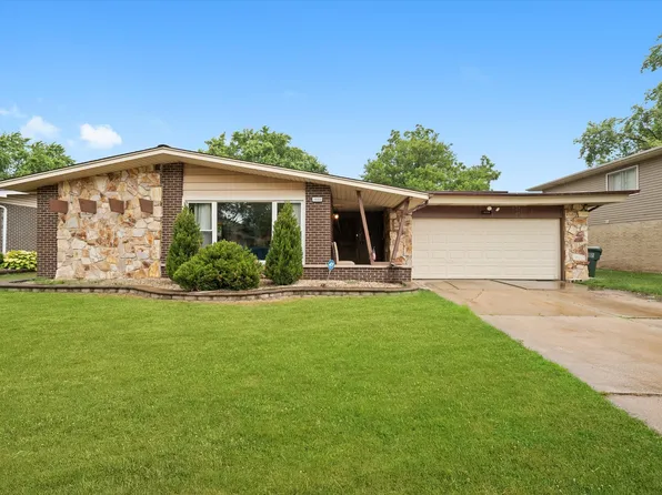 1033 W Indiana St, Glenwood, IL 60425