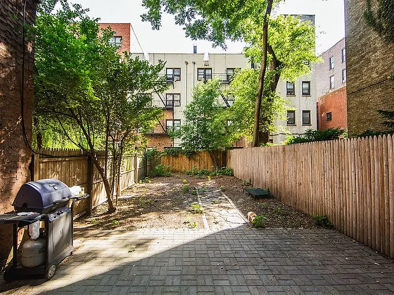 228 E 84th St #1D — Photo 3