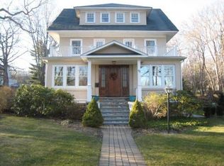 95 Hanover Rd, Mountain Lakes, NJ 07046