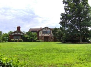 21 Southtowne Dr, Potosi, MO 63664