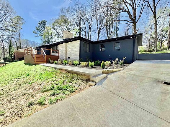 2nd image of 1115 Wildwood Park Rd