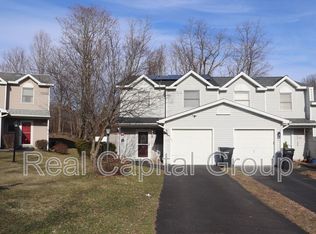 5 Cheryl Ct, Troy, NY 12180