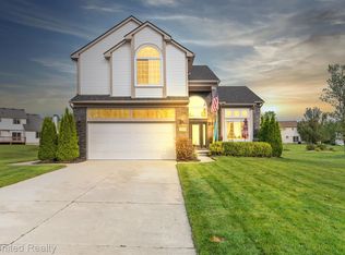 2400 Marquis Ct, Ann Arbor, MI