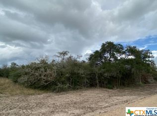 9198 Fm 236, Cuero, TX 77954