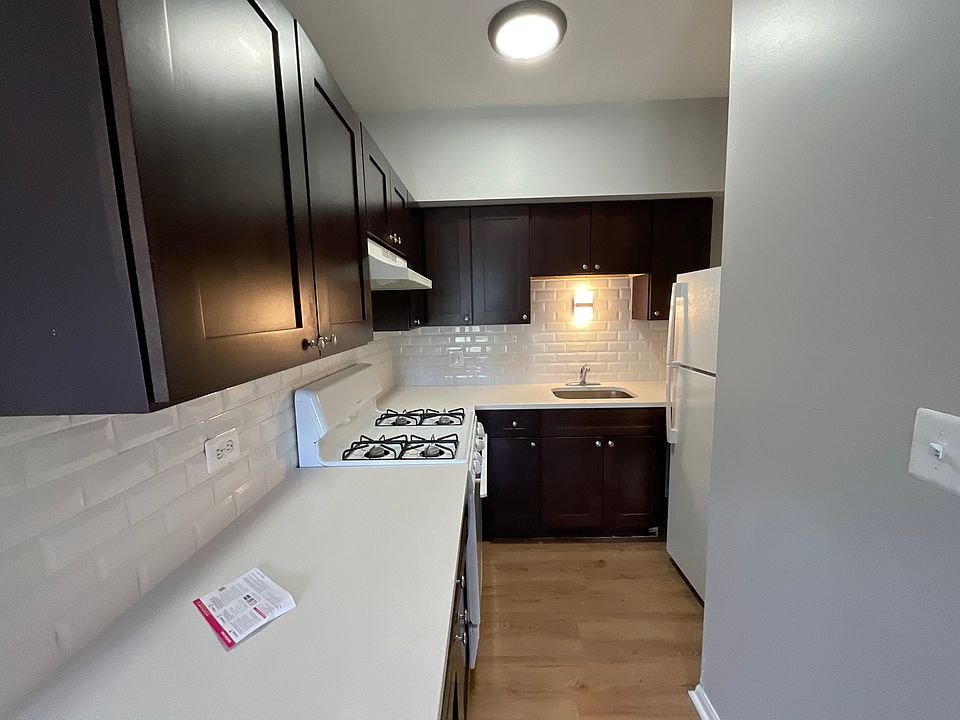 1st image of 6450 S Kenwood Ave #1