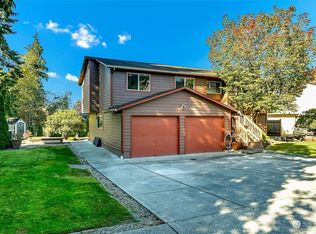 8530 218th St SW, Edmonds, WA 98026