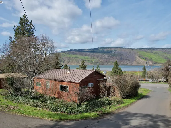 102 Idaho St, Mosier, OR 97040