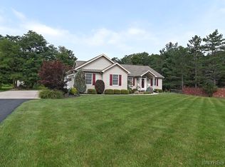 1631 Center St, East aurora, NY 14052