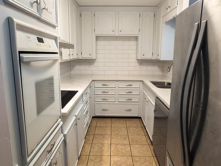 400 Forbes St #3 — Photo 8