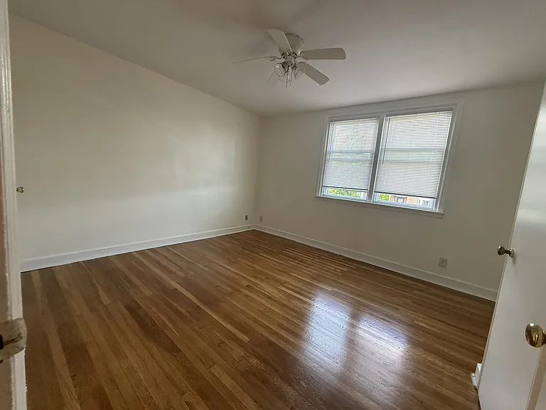 8432 Provident St — Photo 8