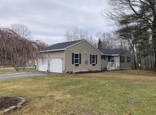3 Farmlake Dr, Westbrook, ME 04092