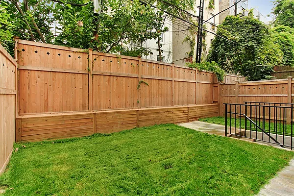 Sold by Corcoran | media 22