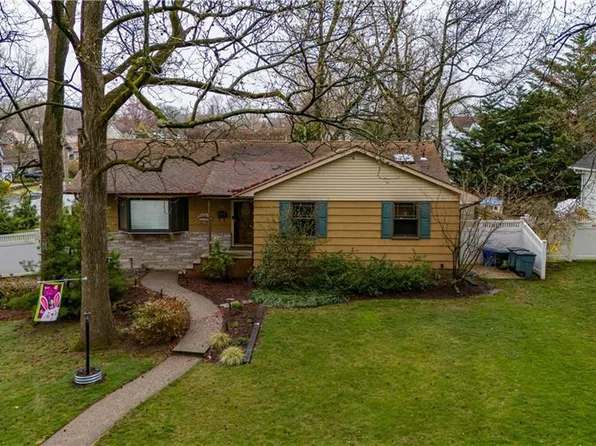 214 Dewey Ave, Staten Island, NY 10308