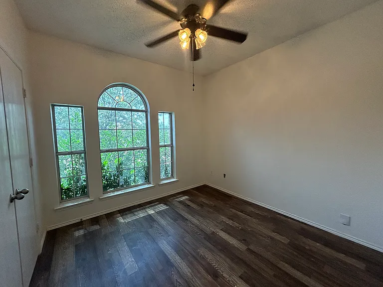 6404 Downeast Dr — Photo 10