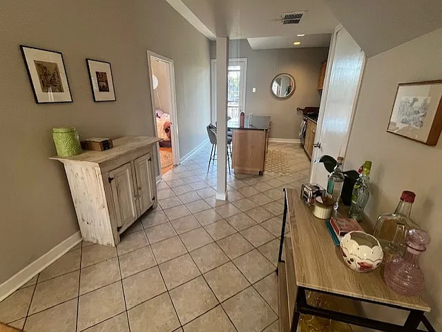 1019 W Newport Ave #3 — Photo 13