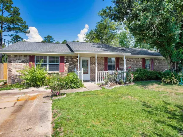 8242 Tempest Dr, Pensacola, FL 32506
