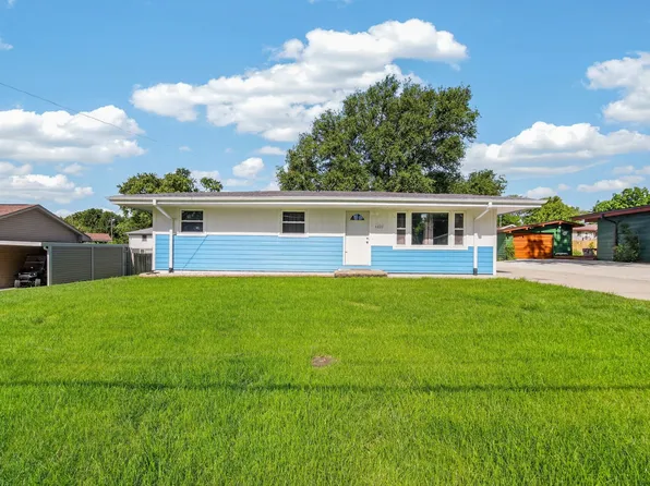 6820 NW 5th Ct, Des Moines, IA 50313