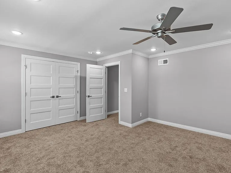 Forest Park Townhomes — Photo 9