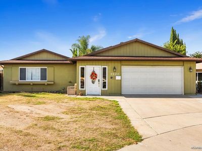 9925 Via Wakefield, Santee, CA, 92071