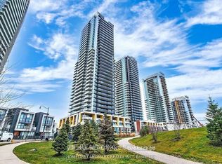95 McMahon Dr #710, Toronto, ON M2K 0H2