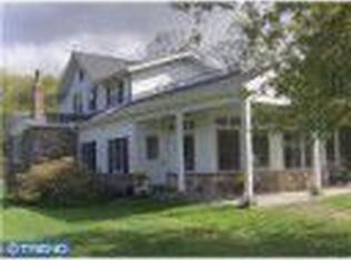 3 Aunt Molly Rd, Hopewell, NJ 08525