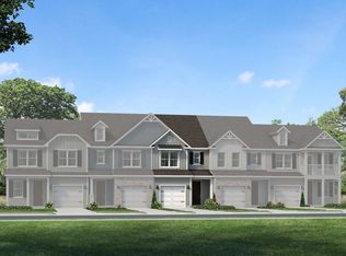 348 Stirrup Ct, Greer, SC 29561