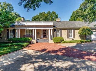 2726 Sharon Rd, Charlotte, NC 28211