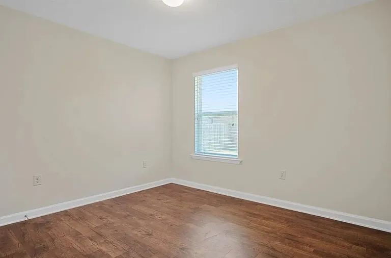 10373 Shetland Dr — Photo 9