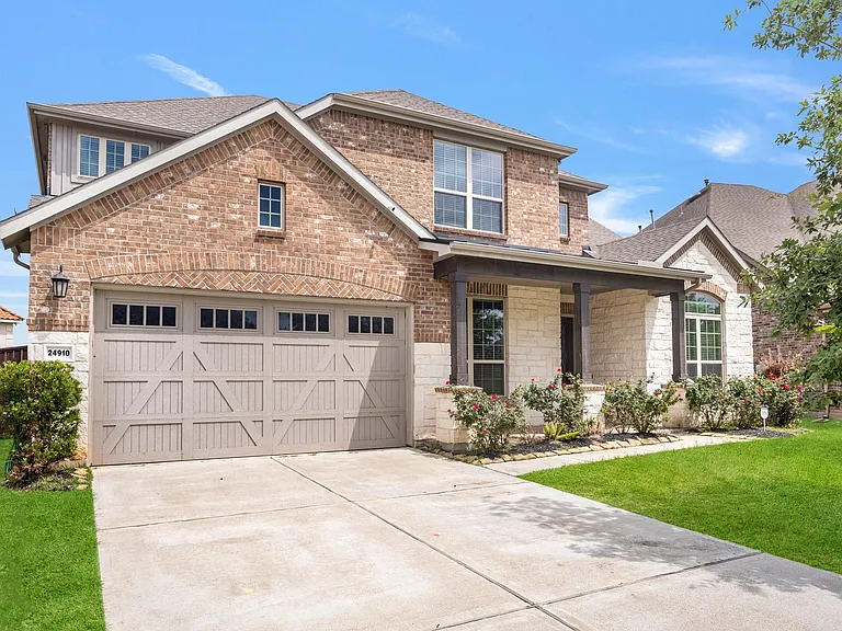 24910 Meadowthorn Crest Ln — Photo 1