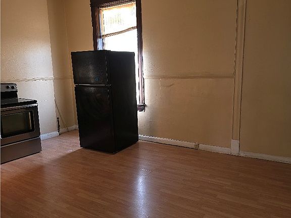 4th image of 3305 Minnesota Ave #2F