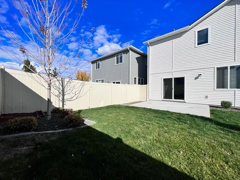 3121 N Lochness Ave — Photo 38