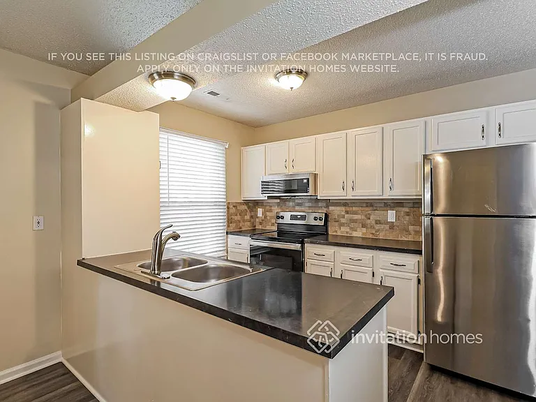 5937 Loch Arbor Ln — Photo 8