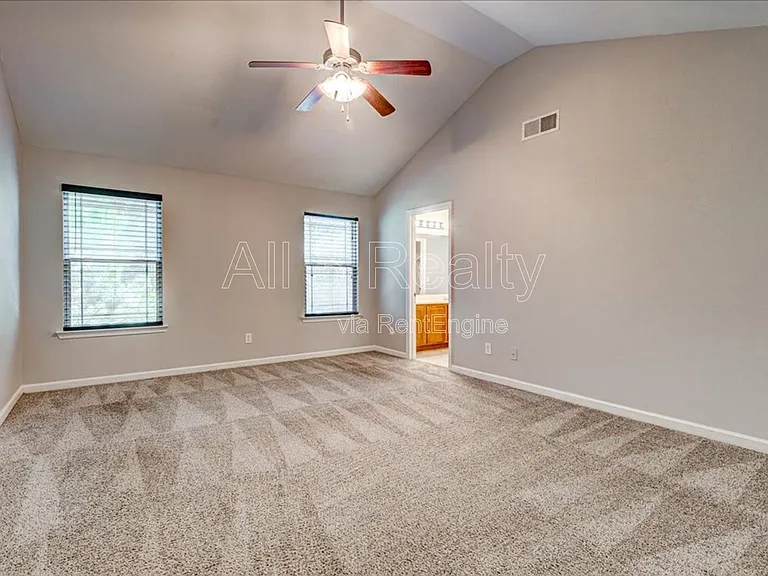 123 Wellbrook Ct NE — Photo 22