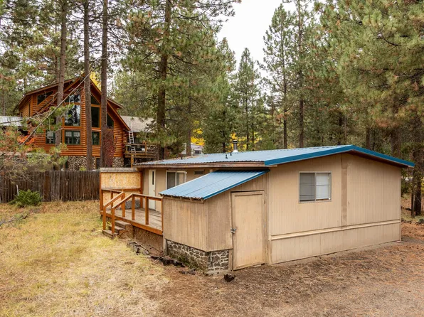 17069 Spring River Rd, Bend, OR 97707