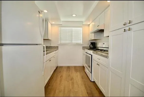 26721 Avenida Las Palmas #B — Photo 14