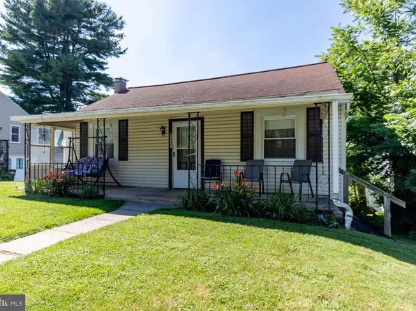 277 E Pine Grove Rd, State College, PA 16801