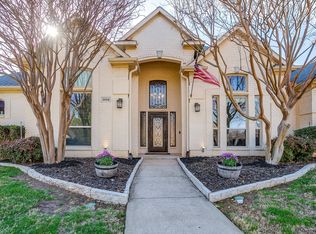 908 Summertree Ln, Southlake, TX 76092