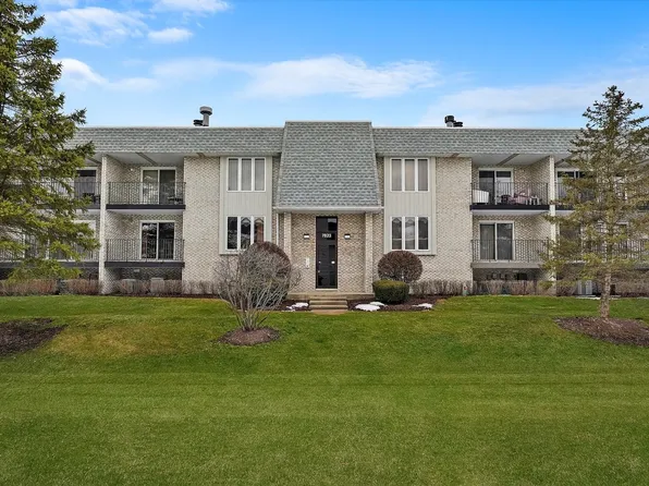 7823 W 157th Pl APT 1W, Orland Park, IL 60462