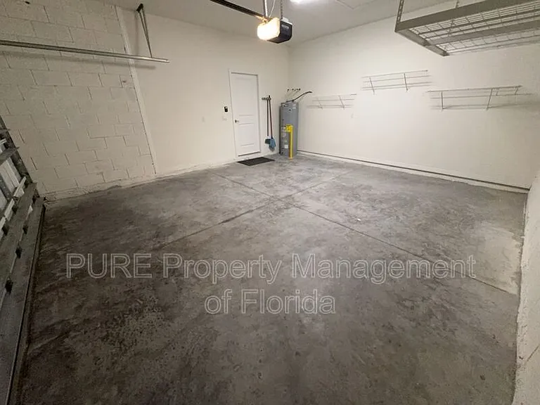 5416 NW 46th Lane Rd — Photo 57