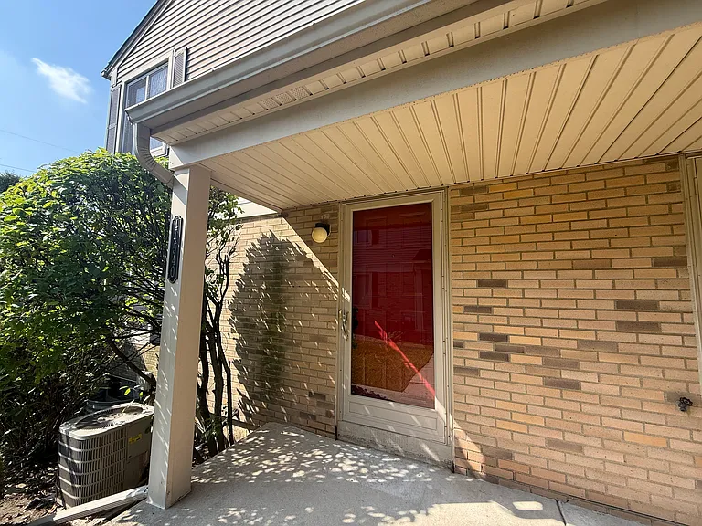 44540 Connecticut Ct — Photo 1