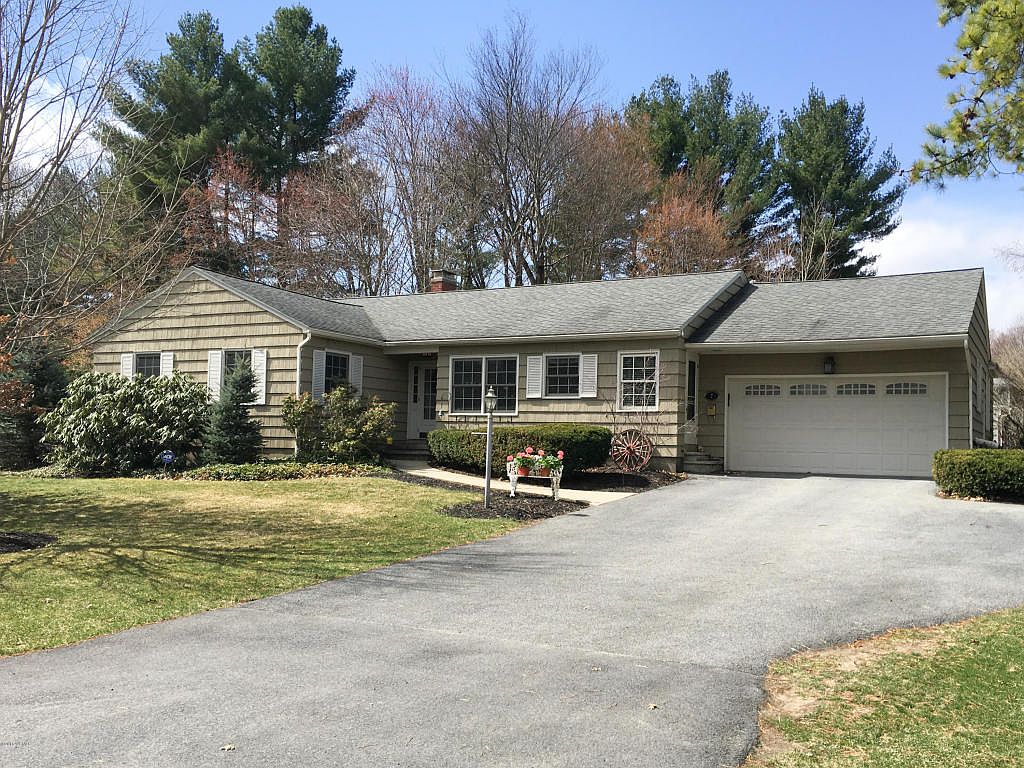 7 Queensbury Pl, Queensbury, NY 12804 Zillow