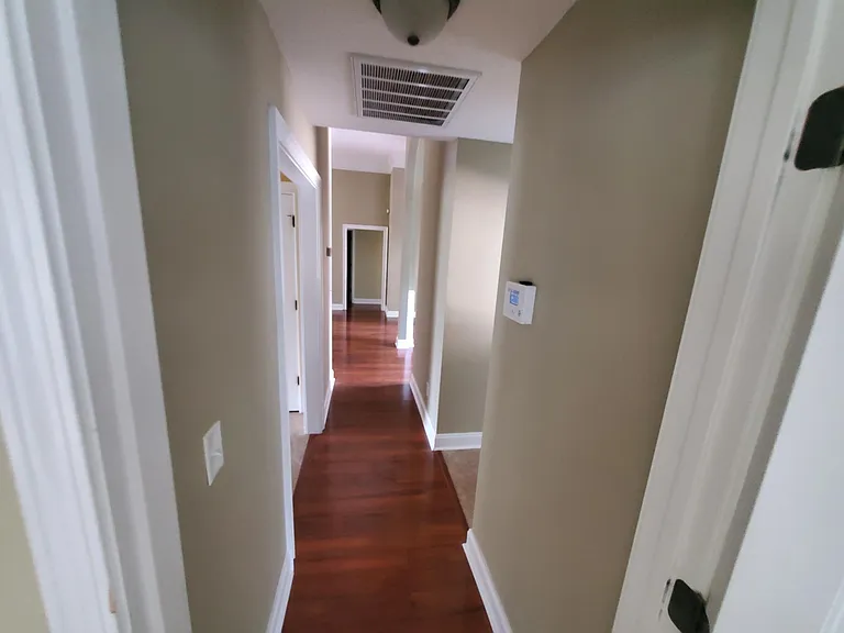 109 Norfolk Cir — Photo 10