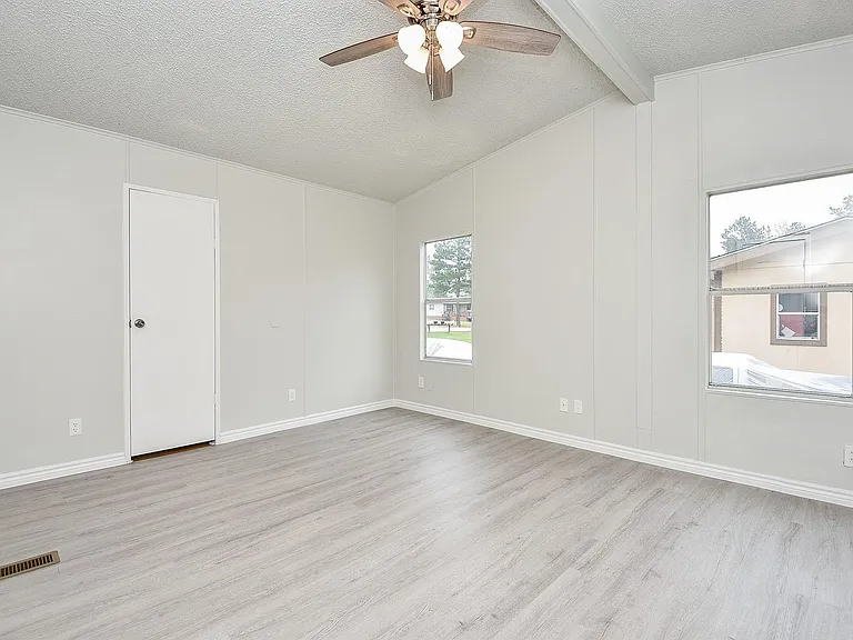 12754 Roy Harris Loop — Photo 11