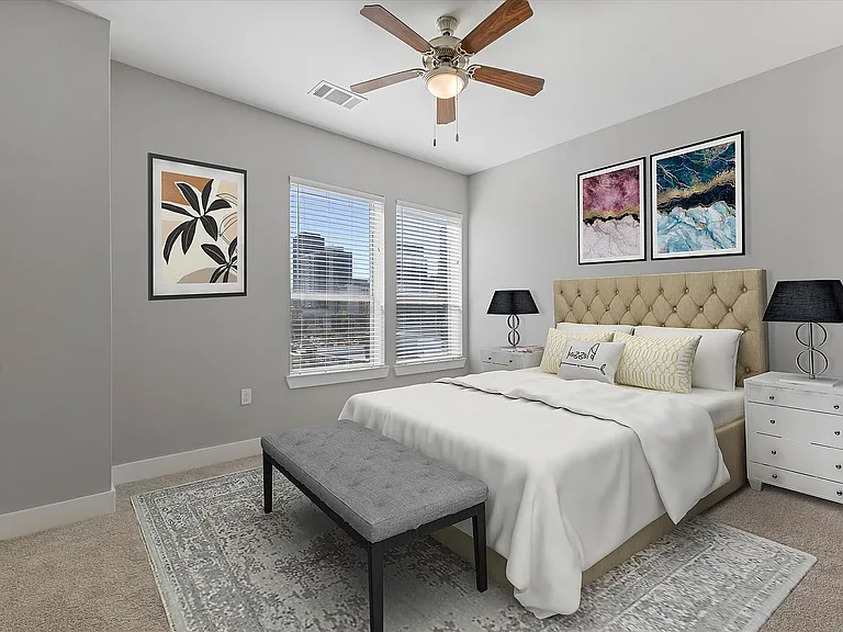 81-10 Crawford St-69