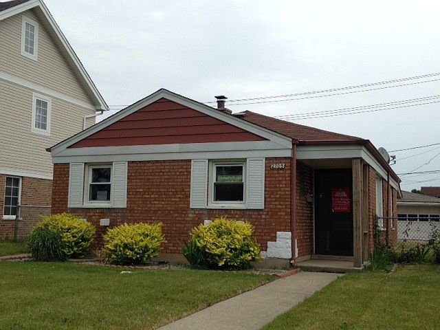 1st image of 2705 Leona St