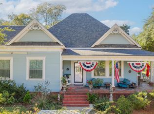 300 S Montgomery St, Gilmer, TX 75644