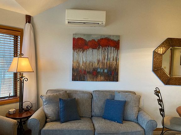 3rd image of 4908 N Landmark Cir #1307