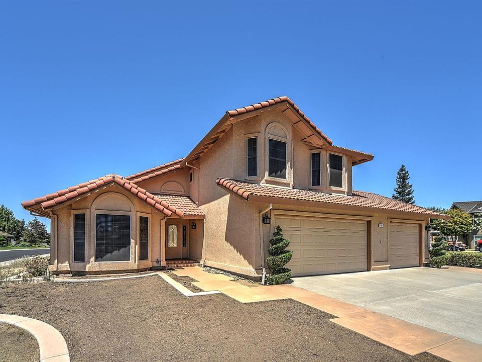 1st image of 82 Rhiannon Ct
