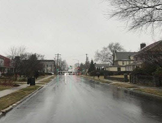 4th image of 326 Shadeland Ave