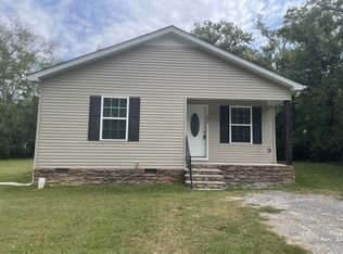 209 Johnson Ln, Tullahoma, TN 37388